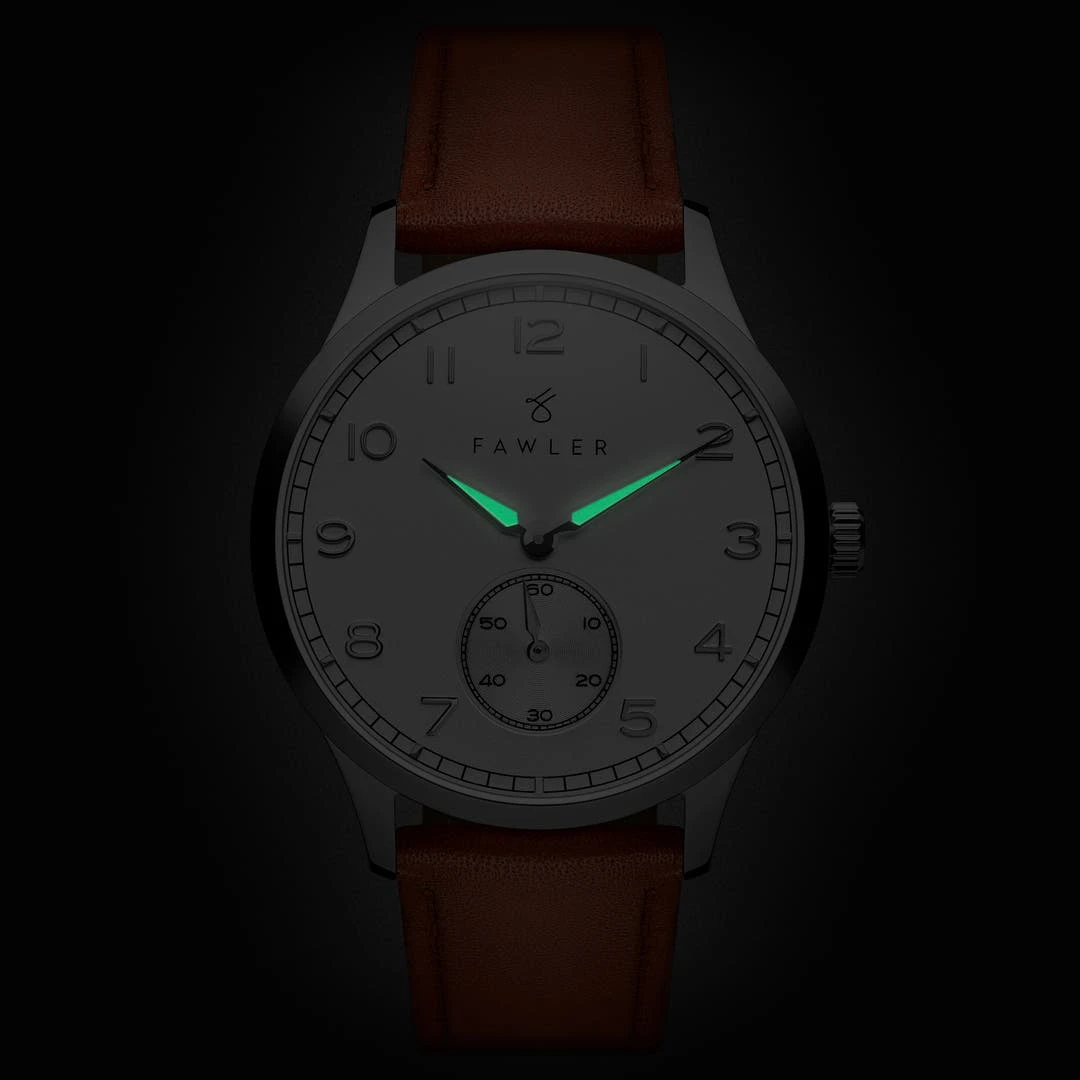 Fawler Adrien | Montre En Acier Inoxydable Et émail Blanc 4 Fawler Adrien | Montre En Acier Inoxydable Et émail Blanc – Image 2