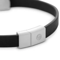 Lucleon Nomen | Bracelet En Cuir Noir Avec Plaque D'identification Rayée En Métal Argenté 8 Lucleon Nomen | Bracelet En Cuir Noir Avec Plaque D'identification Rayée En Métal Argenté -Bagues Magasin 13 3imme