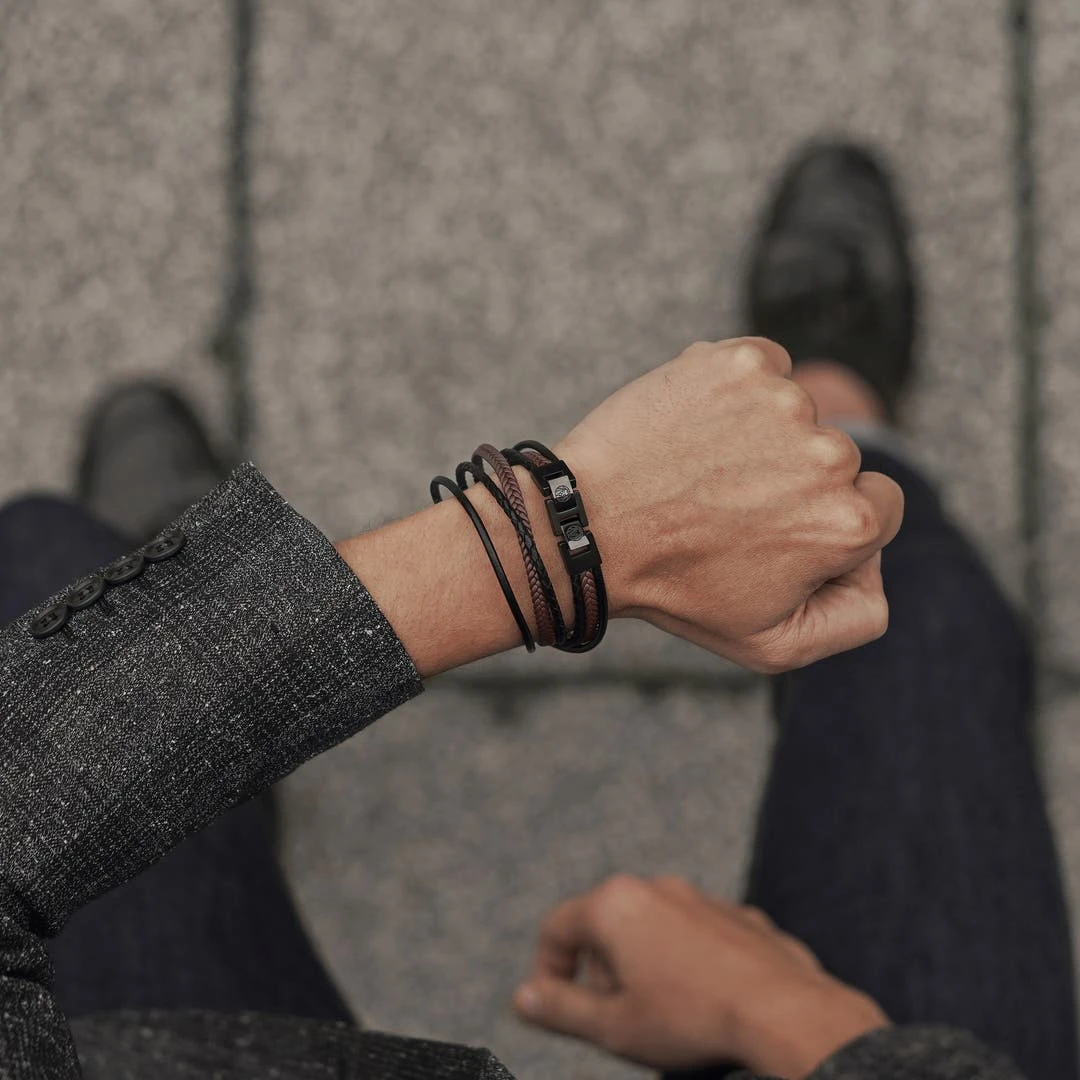 Lucleon Triple Bracelet Roy En Cuir Noir Et Marron 6 Lucleon Triple Bracelet Roy En Cuir Noir Et Marron – Image 4