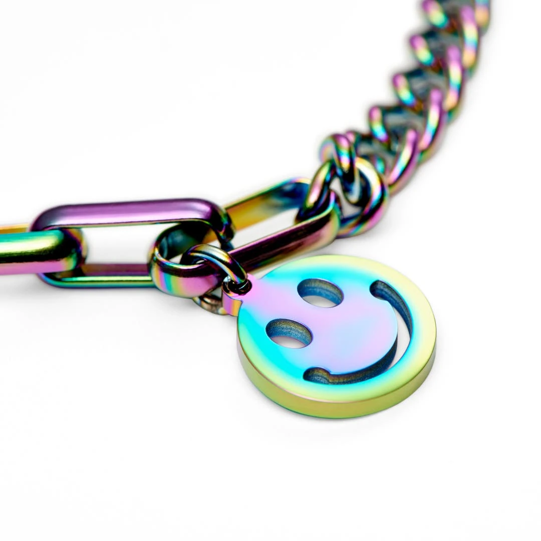 Lucleon Bracelet Amager Clarke Arc-en-ciel à Maille Torsadée Et Maille Gourmette Avec Pendentif Smiley 5 Lucleon Bracelet Amager Clarke Arc-en-ciel à Maille Torsadée Et Maille Gourmette Avec Pendentif Smiley – Image 3