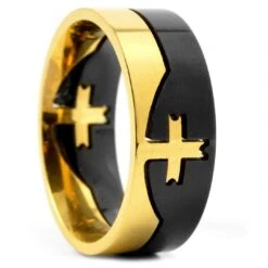 Fort Tempus Bague En Acier Noire Et Dorée Avec Croix