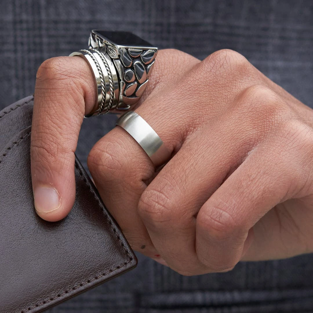 Lucleon Anneau Classique En Acier Mat 5 Lucleon Anneau Classique En Acier Mat – Image 3