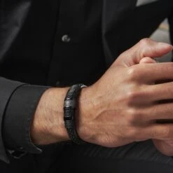 Lucleon Bracelet En Cuir Et En Acier Noir Icon 11 Lucleon Bracelet En Cuir Et En Acier Noir Icon -Bagues Magasin jwm megashoot bracelets 20261 1