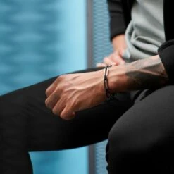 Lucleon Bracelet à Chaîne Torsadée Couleur Argent Et Bronze Gunmétal Cedric Amager -Bagues Magasin rst acpa collectionpage silverblack 23097 bjarkejohansen 2 5