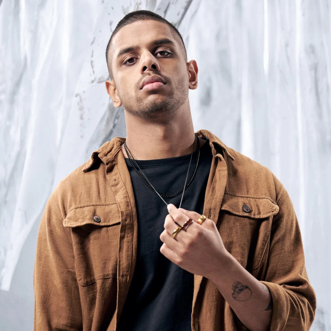 Lucleon Anneau Aesop Louis En Titane Doré 5 Lucleon Anneau Aesop Louis En Titane Doré – Image 3