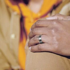 Otsu Fahrenheit | Bague En Métal Argenté 9 Otsu Fahrenheit | Bague En Métal Argenté -Bagues Magasin rst otsu farientheit drop michael doroc nathan grant 25082 1x1 1