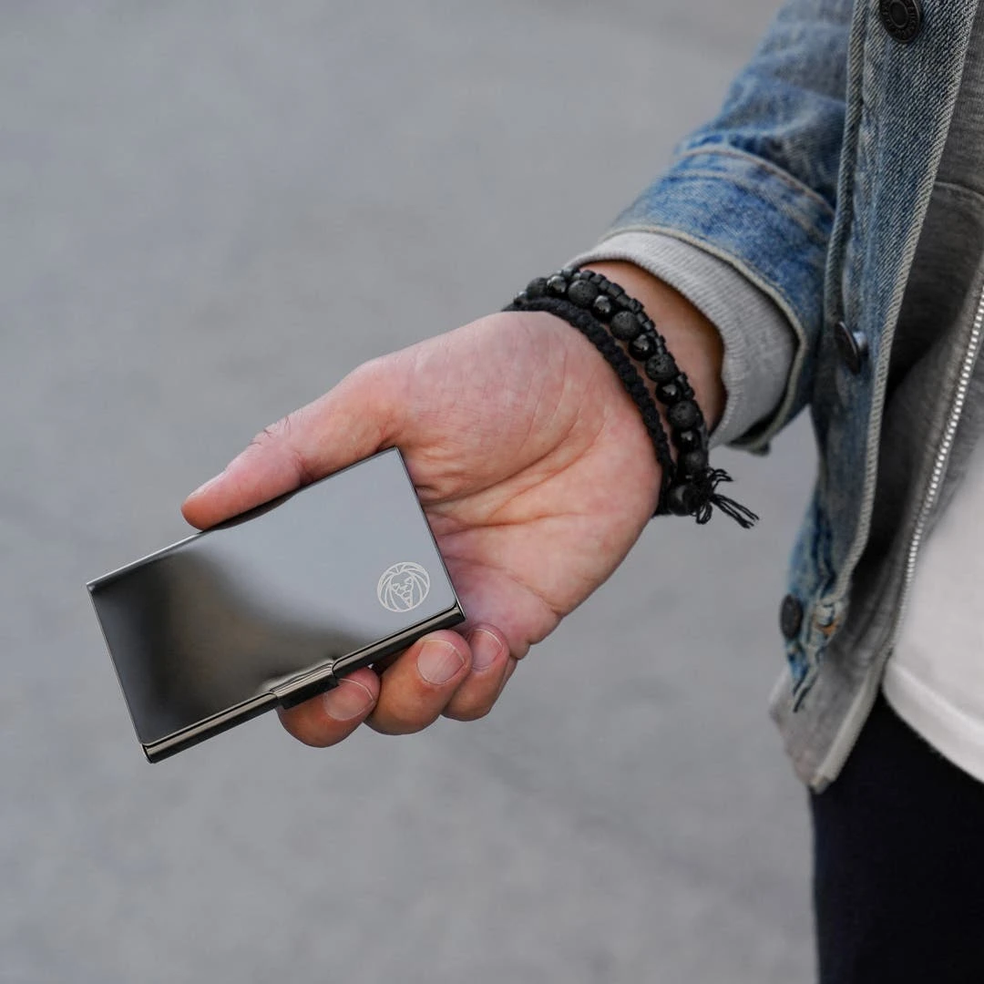 Lucleon Porte-cartes En Acier Noir 5 Lucleon Porte-cartes En Acier Noir – Image 3