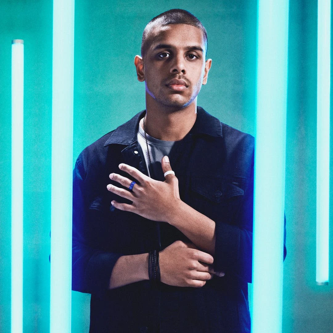 Lucleon Ferrum | Anneau Blanc En Céramique Brossée à Bords Biseautés Polis - 8 Mm 5 Lucleon Ferrum | Anneau Blanc En Céramique Brossée à Bords Biseautés Polis - 8 Mm – Image 3