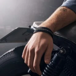 Lucleon Bracelet Naxos En Cuir Noir Et Pierres Unakite Vertes -Bagues Magasin ste naxos benjamin 23508 1x1 25