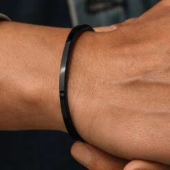 Lucleon Bracelet Manchette Noir à Profil étroit -Bagues Magasin thin3abf3293f2be1758fb022ada672be5f0 2bm